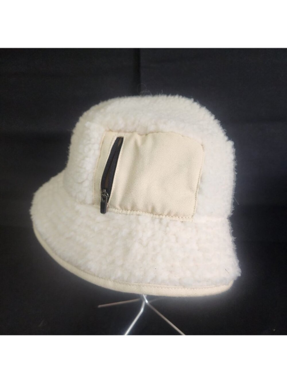 Outdoor Research x Quinn Mason Quinn Bucket Hat - Cream Sherpa Fleece - Limited - Picture 2 of 5